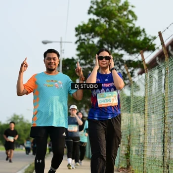 Runner Photo 8353152