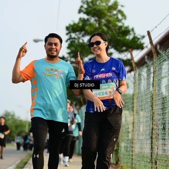 Runner Photo 8353174