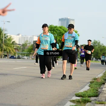 Runner Photo 8353181