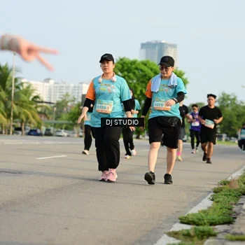 Runner Photo 8353185