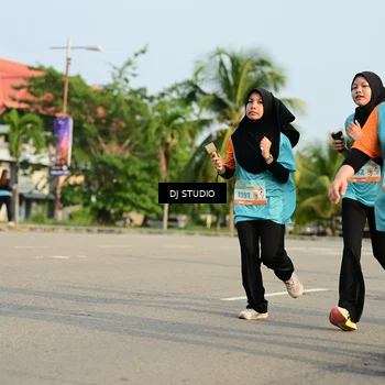 Runner Photo 8353219