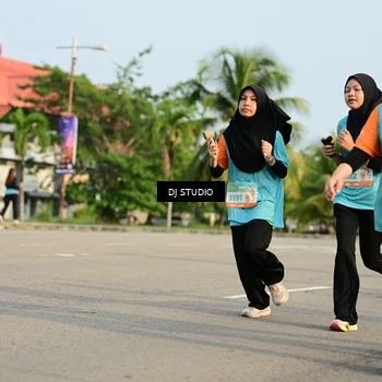 Runner Photo 8353222