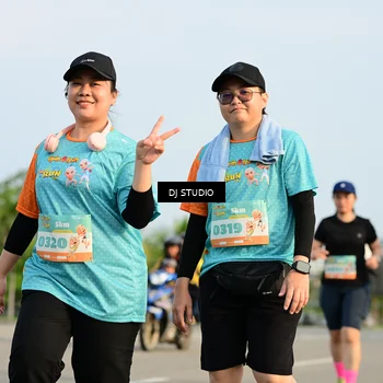 Runner Photo 8353241