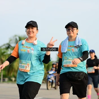 Runner Photo 8353245