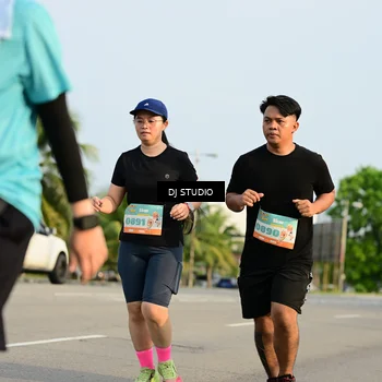 Runner Photo 8353265