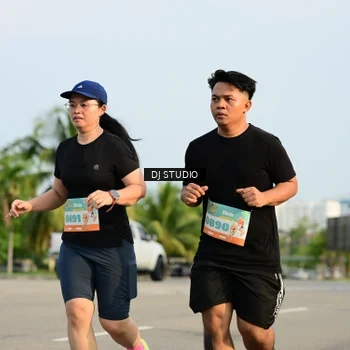 Runner Photo 8353291