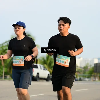 Runner Photo 8353299