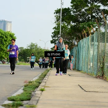 Runner Photo 8353302