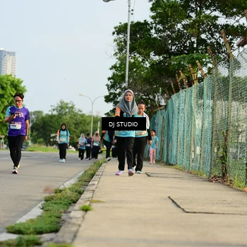 Runner Photo 8353315