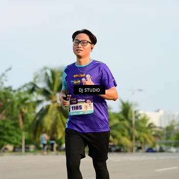 Runner Photo 8353352