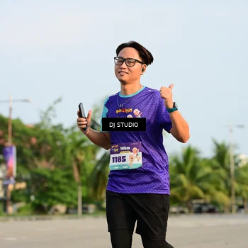 Runner Photo 8353357
