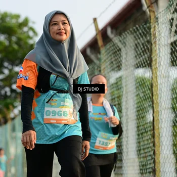 Runner Photo 8353377