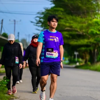 Runner Photo 8353438