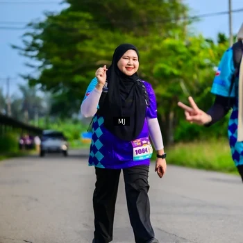 Runner Photo 8353453