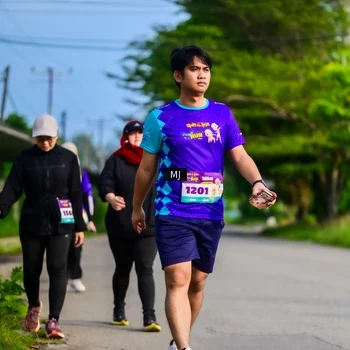 Runner Photo 8353458