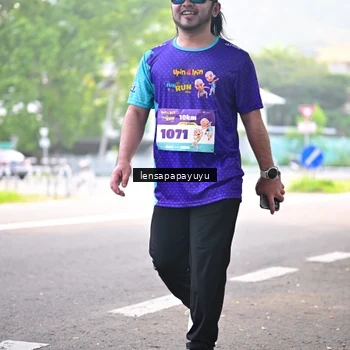 Runner Photo 8353471