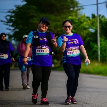 Runner Photo 8353473