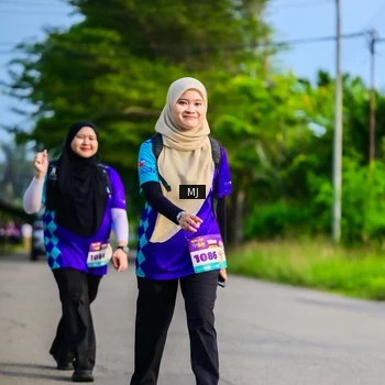 Runner Photo 8353477