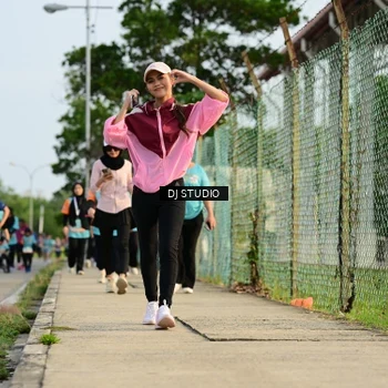 Runner Photo 8353480