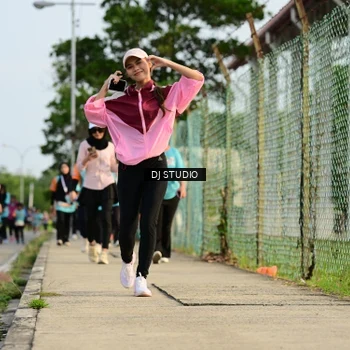Runner Photo 8353484