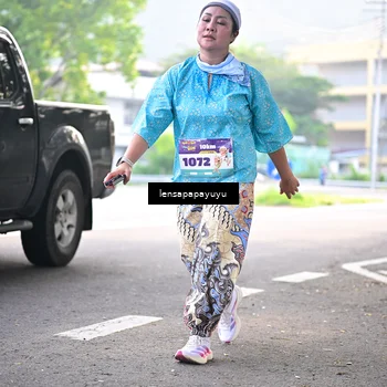 Runner Photo 8353541