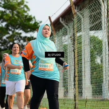 Runner Photo 8353553