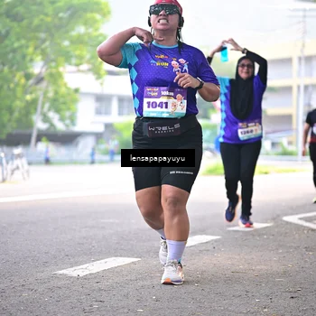 Runner Photo 8353597