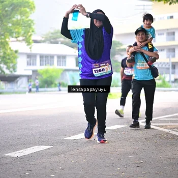 Runner Photo 8353627
