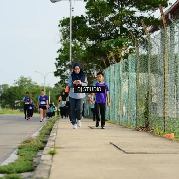 Runner Photo 8353634