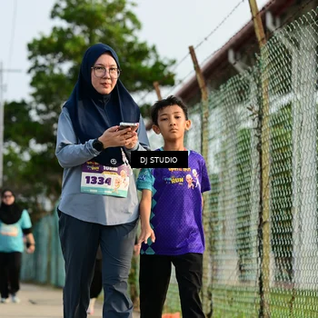 Runner Photo 8353646