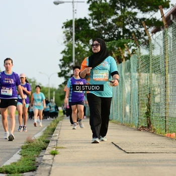 Runner Photo 8353673