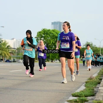 Runner Photo 8353685