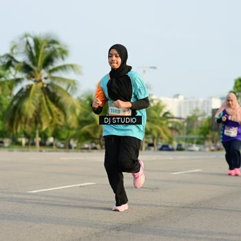 Runner Photo 8353690