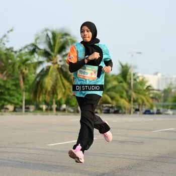 Runner Photo 8353692
