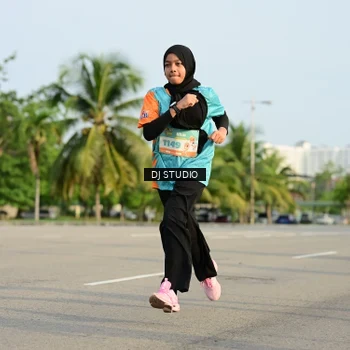 Runner Photo 8353694