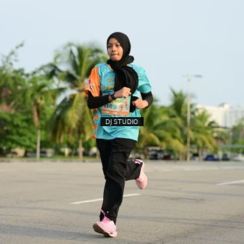 Runner Photo 8353698