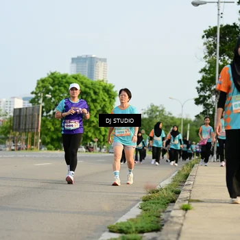 Runner Photo 8353712