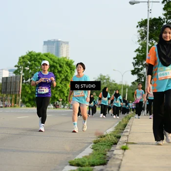 Runner Photo 8353715