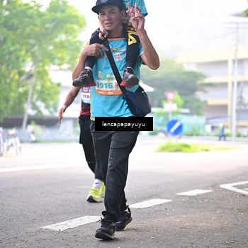Runner Photo 8353743