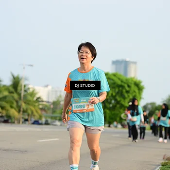 Runner Photo 8353744