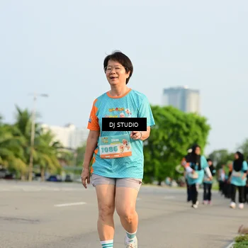 Runner Photo 8353746