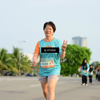 Runner Photo 8353759