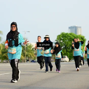 Runner Photo 8353786