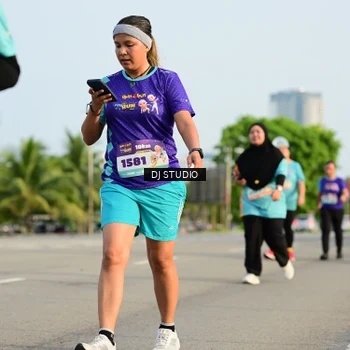 Runner Photo 8353875