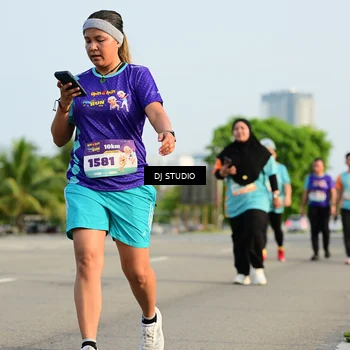 Runner Photo 8353876