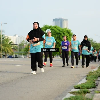 Runner Photo 8353885