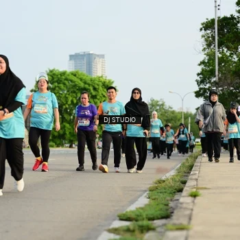 Runner Photo 8353891