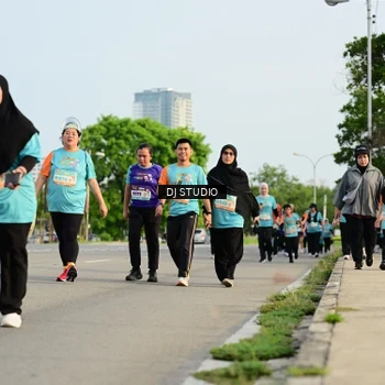 Runner Photo 8353896