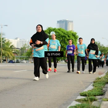 Runner Photo 8353898