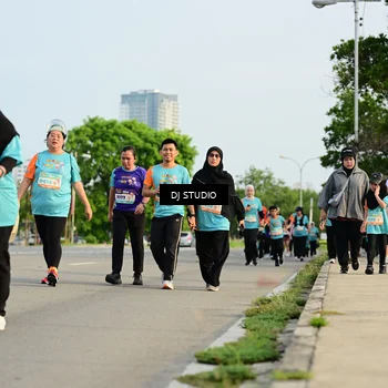 Runner Photo 8353899